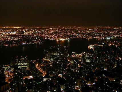 View ESE from ESB (pan2)<br>Location: <a href="https://www.google.com/maps/search/?api=1&query=40.74844,-73.98568" target="_new">Empire State Building Observation Deck</a>